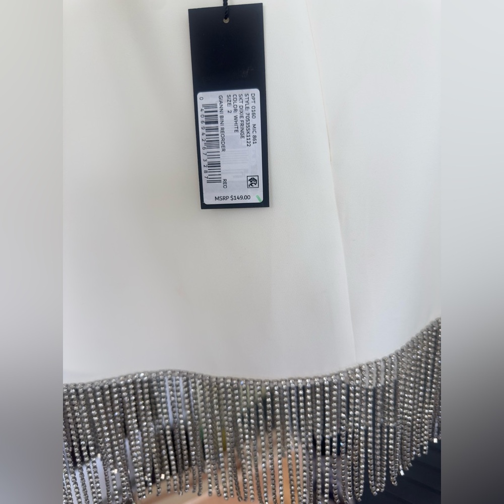 ⛔️SOLD⛔️Gianni Bini White Dixie Rhinestone Fringe Mini Skirt w/ Shorts Sz 2 - Picture 2 of 7